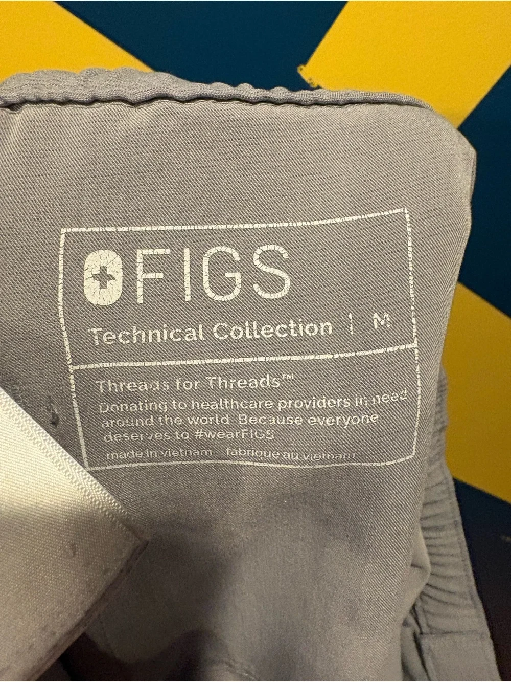 FIGS Light Gray Straight Leg Technical Scrubs EUC